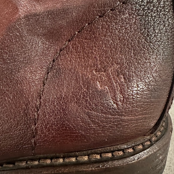 Men's Frye Leather Lace-Up Chukka Boots - Picture 7 of 9